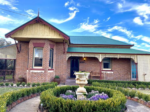 Avoca House - Circa 1900 Gorgeous Federation Home - Accommodation Whitsundays 1