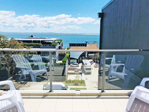 Avra Seabreeze', 503/4-8 Bullecourt Street - Accommodation Whitsundays 0