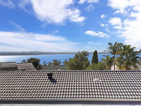 Away @ Nelson Bay, 29 Wollomi Ave - Incredible Water Views, Pet Friendly, WIFI & Aircon - Accommodation Whitsundays 1