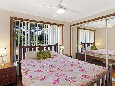 Away @ Nelson Bay, 29 Wollomi Ave - Incredible Water Views, Pet Friendly, WIFI & Aircon - Accommodation Whitsundays 2