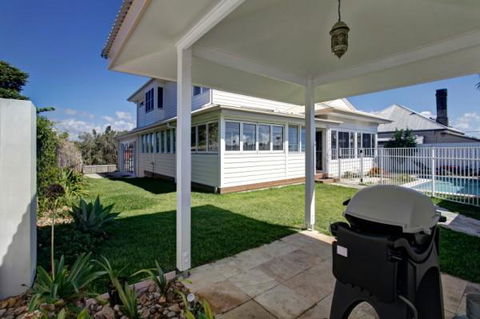 Away On Seaview Street - Accommodation Whitsundays 3