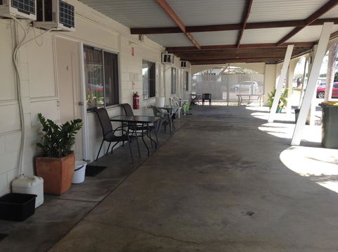 Ayr Max Motel - Accommodation Whitsundays 2