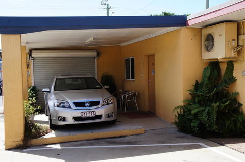 Ayrline Motel - Accommodation Whitsundays 3