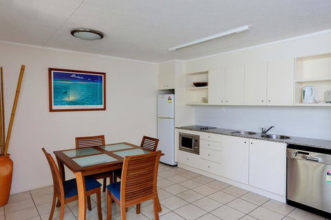 Baden 50 - Rainbow Shores, Swimming Pool, Walk To Beach, Tropical Surroundings - Accommodation Whitsundays 0