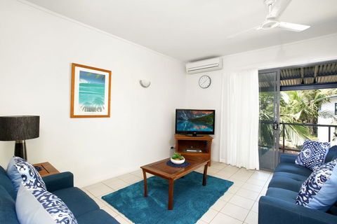 Baden 51 - Rainbow Shores, Air Conditioned, Walk To Beach, Swimming Pools - Accommodation Whitsundays 2