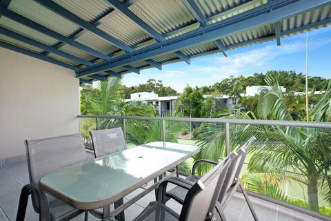 Baden 86 - Rainbow Shores, Walk To Beach, Top Floor, Air Conditioned Unit - Accommodation Whitsundays 3