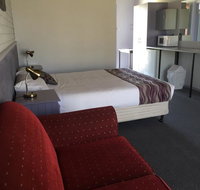 Bakery Park Motor Inn - Accommodation Whitsundays