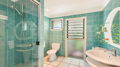 Barefoot In Lennox- WiFi - Foxtel - Pool - Accommodation Whitsundays 2