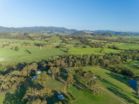 Barrington Riverside Cottages - Accommodation Whitsundays 3