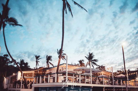 Base Airlie Beach - Accommodation Whitsundays 1
