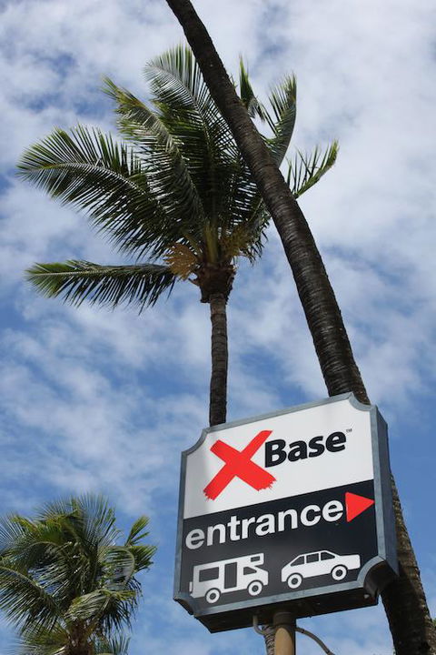 Base Airlie Beach - Accommodation Whitsundays 3