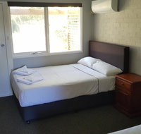 Bateau Bay Hotel - Accommodation Whitsundays
