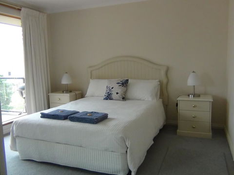 Baudin House - Accommodation Whitsundays 1
