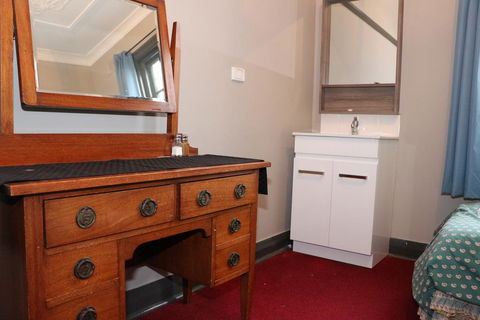 Bayview Hotel - Batemans Bay - Accommodation Whitsundays 1