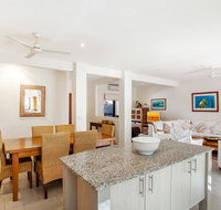 Bayvilla 3  Belongil Beach