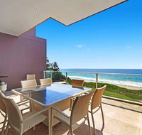 Beach and Ocean Front Penthouse with Wifi and Parking - Accommodation Whitsundays