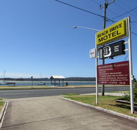 Beach Drive Motel - Accommodation Whitsundays