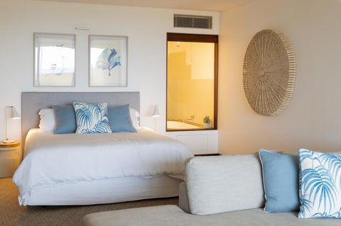Beach Suites - Accommodation Whitsundays 3