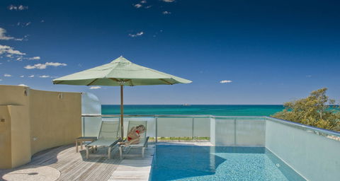 Beach Suites - Accommodation Whitsundays 0
