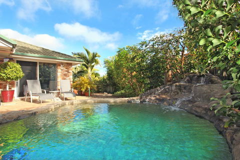 BEACHED @ COOLUM, Pet Friendly, WIFI, Linen Supplied - Accommodation Whitsundays 2