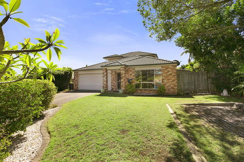 BEACHED @ COOLUM, Pet Friendly, WIFI, Linen Supplied - Accommodation Whitsundays 1