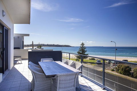 Beachfront Apartment 10 - Accommodation Whitsundays 0