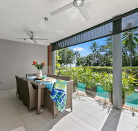 Beachfront Apartment with Ocean Views - Accommodation Whitsundays