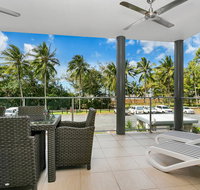 Beachfront Apartment with Ocean Views 4 - Accommodation Whitsundays
