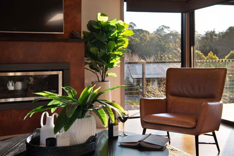 Retreat Lake Daylesford - Free Wifi - Accommodation Whitsundays 3
