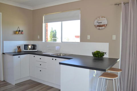 Rio Rita Ocean View Apartments - Accommodation Whitsundays 3
