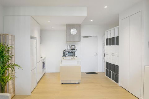 REST COLLECTION One Bedroom Apartment With Study - Accommodation Whitsundays 2