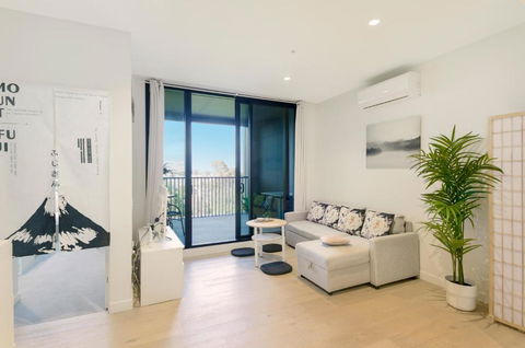 REST COLLECTION One Bedroom Apartment With Study - Accommodation Whitsundays 0