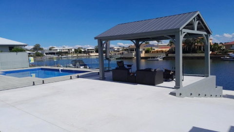 Relax Poolside By The Canal - Accommodation Whitsundays 1