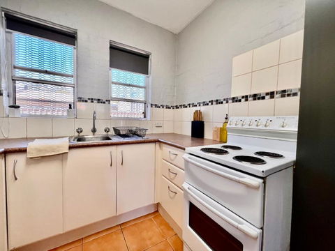 Renovated Corporate Apartment - Accommodation Whitsundays 2