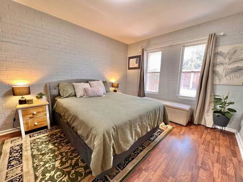 Renovated Corporate Apartment - Accommodation Whitsundays 3