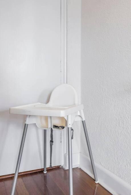 Resort Lifestyle Urban Apt - Pool, Gym, Sauna - Accommodation Whitsundays 2