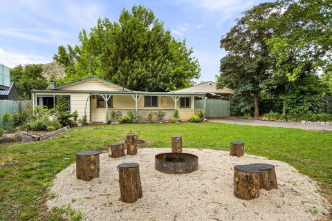 Rest & Relaxation - Accommodation Whitsundays 2
