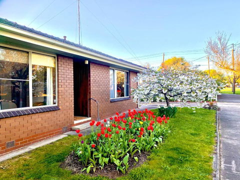Retro Riverside Redan, Ballarat - Accommodation Whitsundays 0