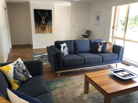 Right In Bright - Accommodation Whitsundays 0