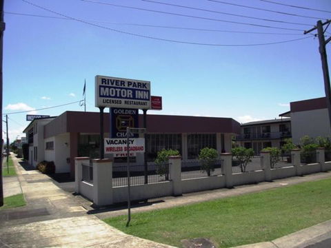 River Park Motor Inn - Accommodation Whitsundays 1