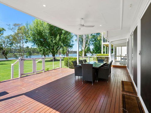 River Views - Accommodation Whitsundays 0
