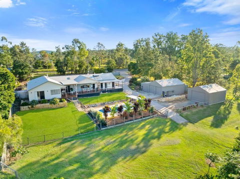 Riverbend Ranch - Accommodation Whitsundays 0