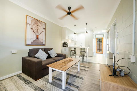Riverdale Boutique Townhouses - Accommodation Whitsundays 0
