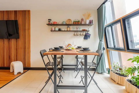 Riverside Apartment Melbourne CBD - Accommodation Whitsundays 2