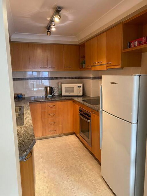 RIVERSIDE CITY VIEW PARKING NETFLIX WIFI WINE FREE - Accommodation Whitsundays 2