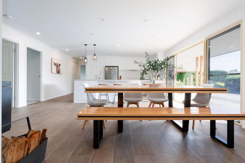 Riverside Farm Stay - Accommodation Whitsundays 0