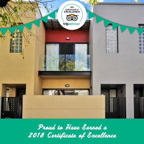 RNR Sturt Holiday Home - Accommodation Whitsundays 1