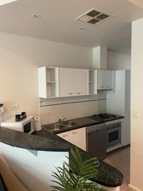 RNR Sturt Holiday Home - Accommodation Whitsundays 2