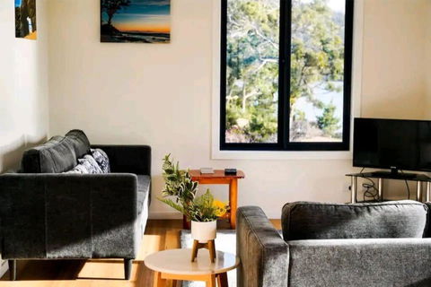 Rockpool Cottage - Accommodation Whitsundays 0