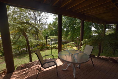 Rockwall Avoca Beach - Accommodation Whitsundays 0
